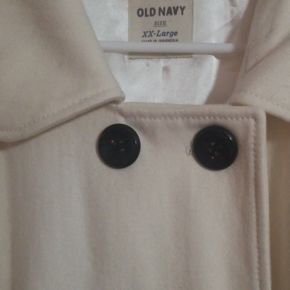 Coat - Picture 2 of 3